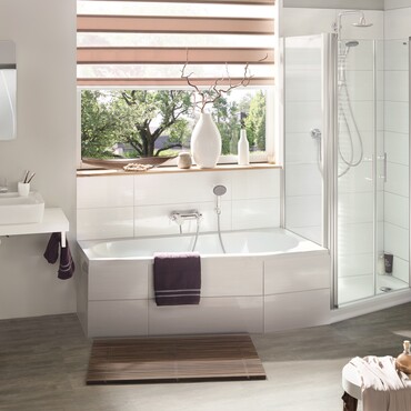 DIY Badewanne montieren: Badezimmer Gesamtansicht