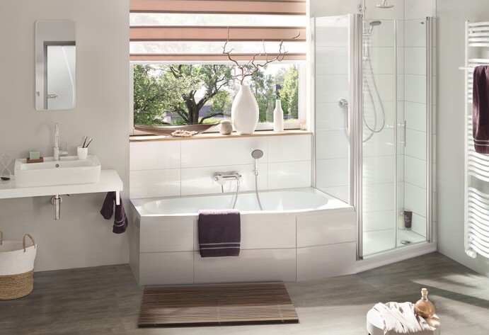 DIY Badewanne montieren: Badezimmer Gesamtansicht