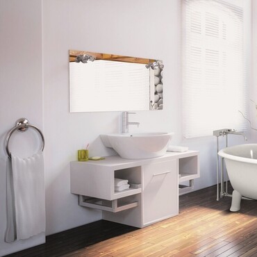 Badzimmer mit Fototapete über Waschtisch