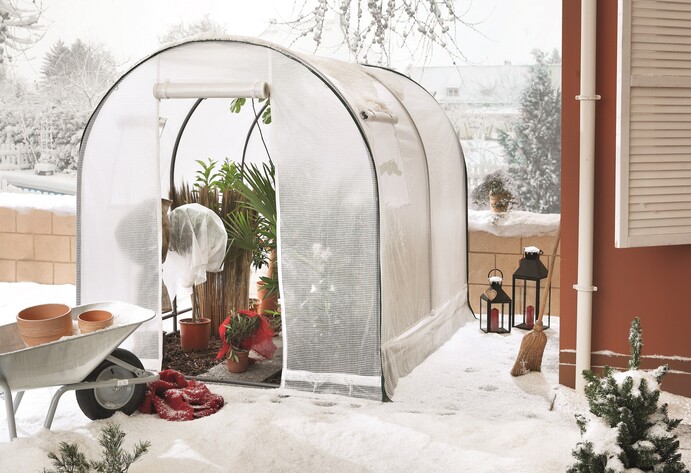 Wintergewächshaus aus Folie
