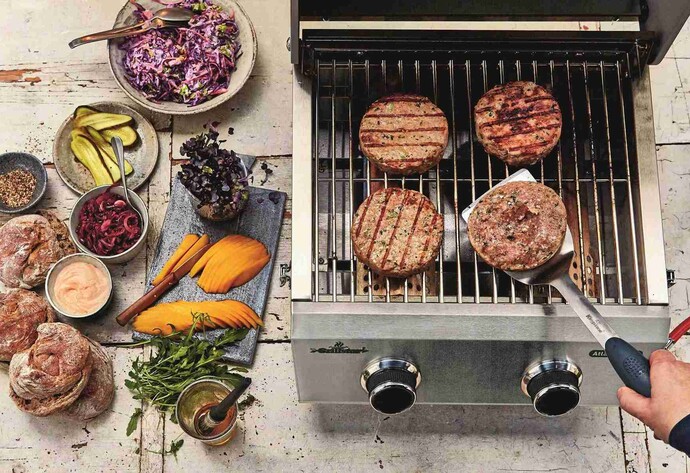 Leckere Grillrezepte: Gefl&uuml;gelburger
