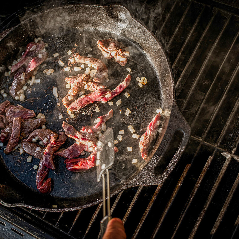 Fleisch anbraten