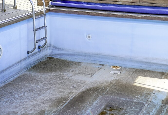 Poolwasser ablassen