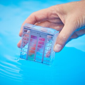 pH-Wert im Pool messen