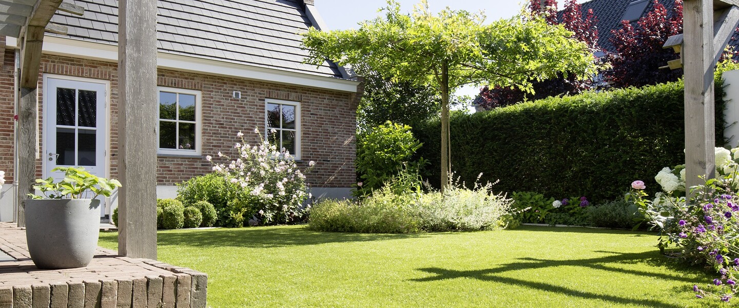 Kunstrasen im Garten