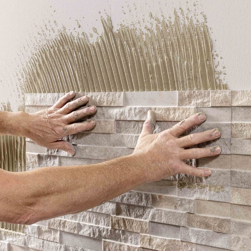 Verblendsteine an Wand anbringen