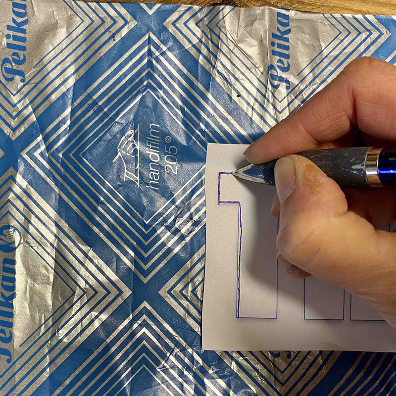 Schrift über Pauspapier übertragen