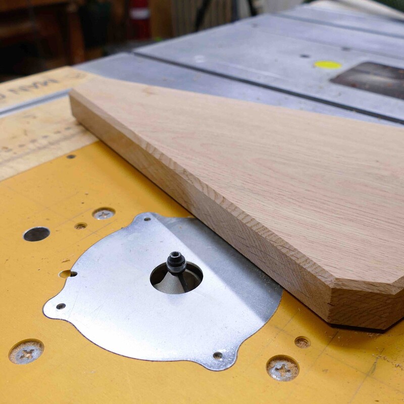 Kantenfräsen bei Holzdeckel