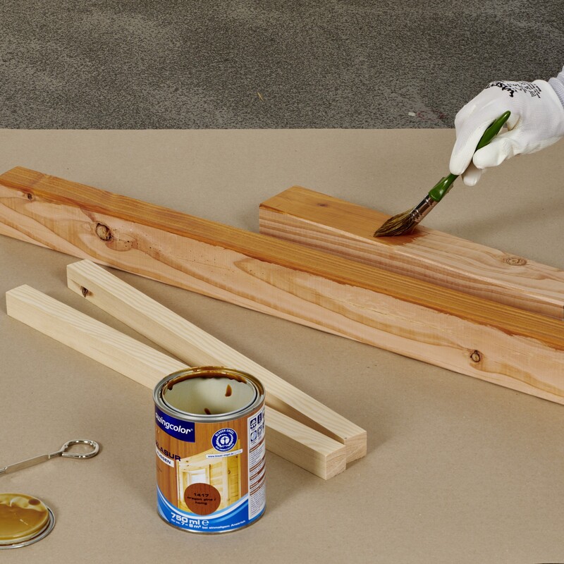 Hölzer lasieren
