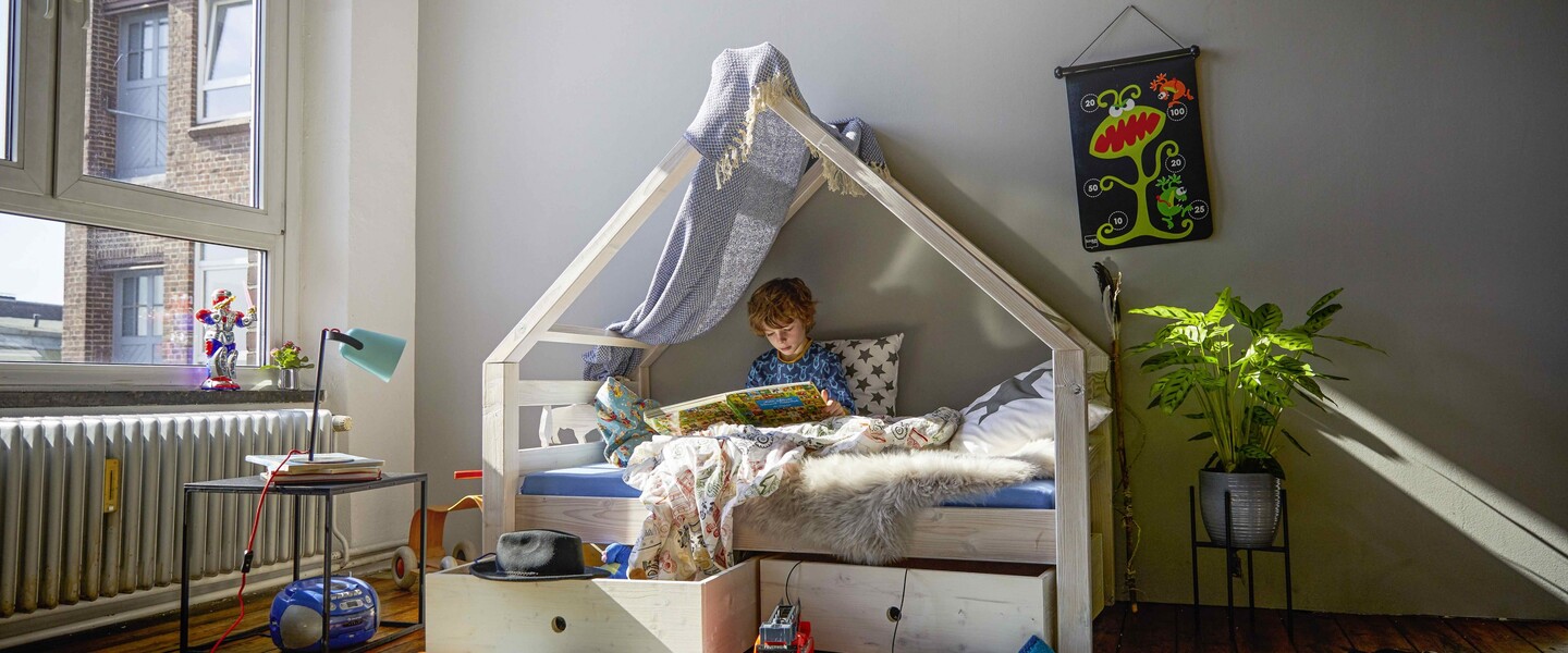 Tipi-Bett im Zimmer