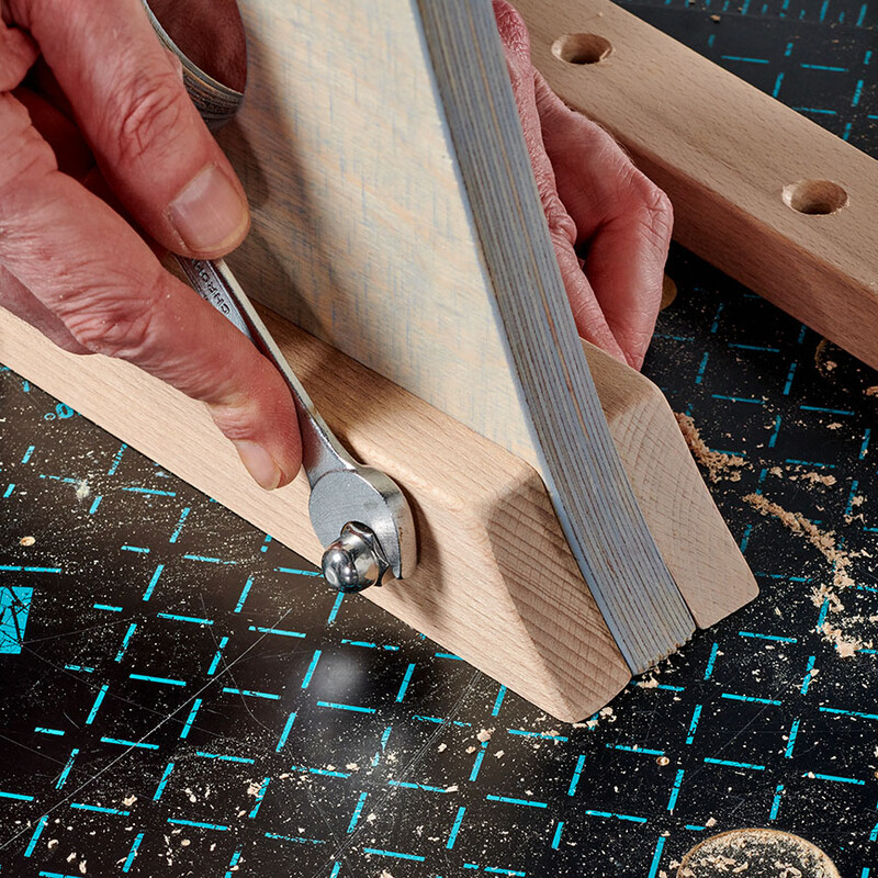 Festziehen von Holzschrauben per Hand