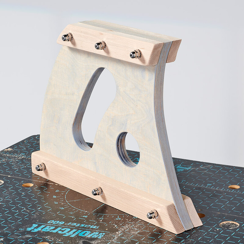 Selbstgebautes Gestell für ein Ski-Böckl aus Holz