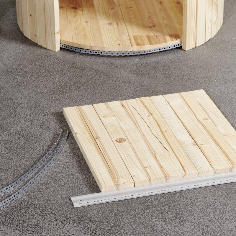 DIY Regentonnenverkleidung: Verkleidungstür bauen