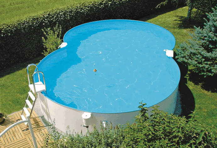 Stahlwandpool im Garten