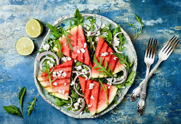 Gegrillte Wassermelone mit Feta Salat