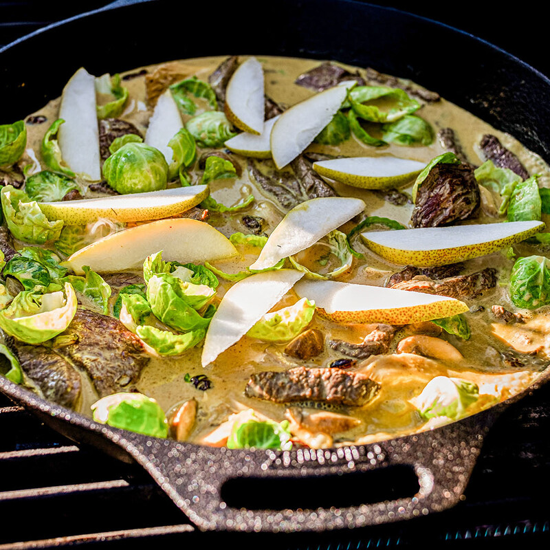 Birnenscheiben hinzugeben