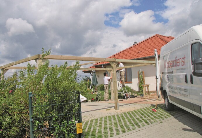 Carport-Aufbau