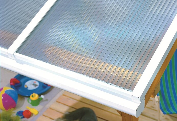 Terrassendach mit PLEXIGLAS&reg;