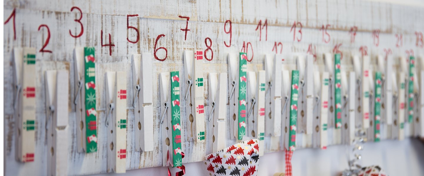 Adventskalender aus W&auml;scheklammern
