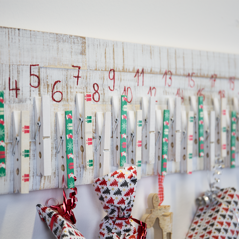 Adventskalender aus Wäscheklammern