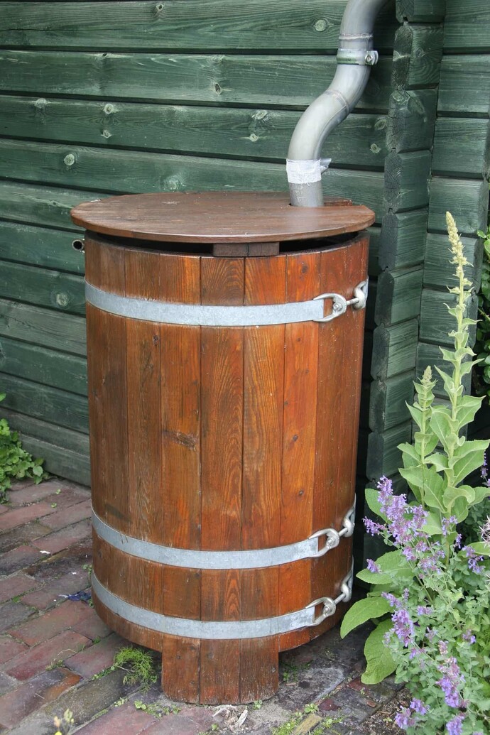 Deckel drauf! F&uuml;r Regentonnen ist das sinnvoll.