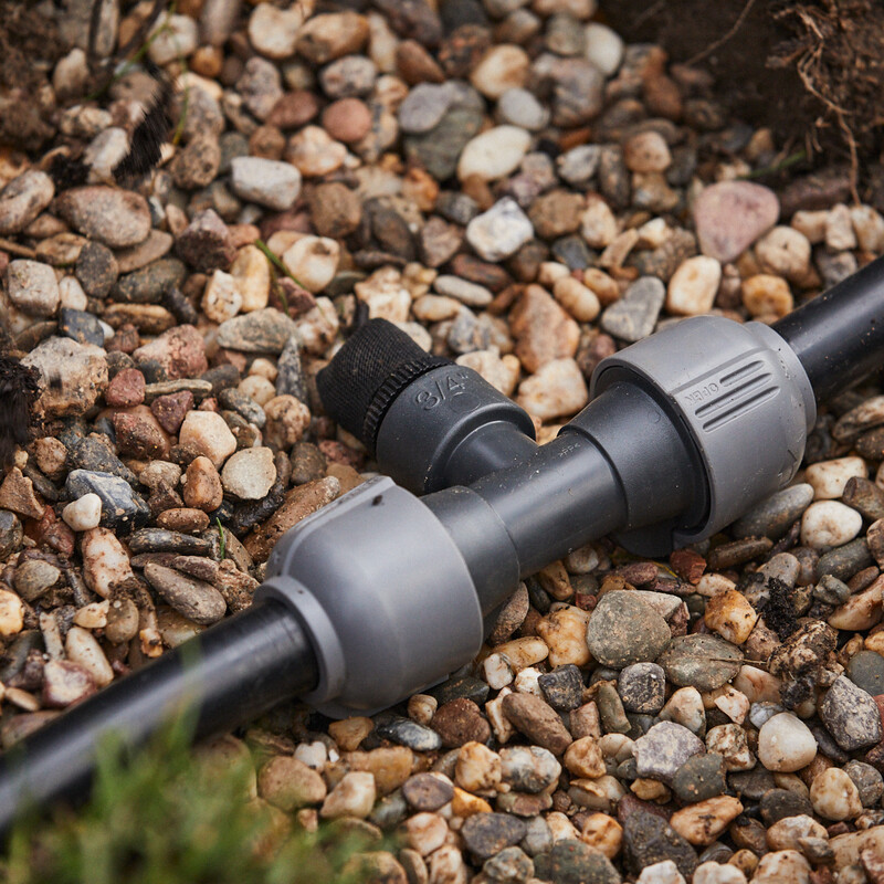 Workshop Bew&auml;sserung f&uuml;r den Garten: Kiesunterlage f&uuml;r Sprenger und Anlage