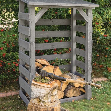 Holz f&uuml;r den Kamin