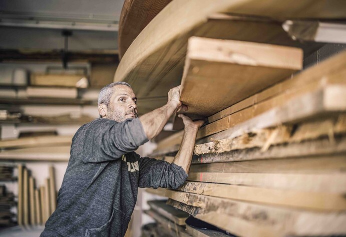 Gerald Aichriedler bei der Arbeit