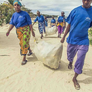 Flip-Flop-Sammelaktion in Kenia