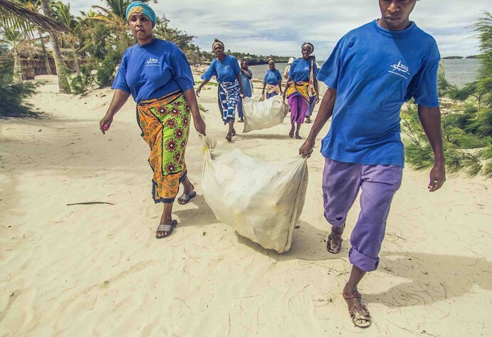 Flip-Flop-Sammelaktion in Kenia