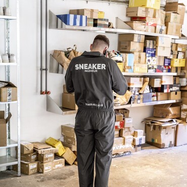 In der Wekstatt von Sneaker Rescue