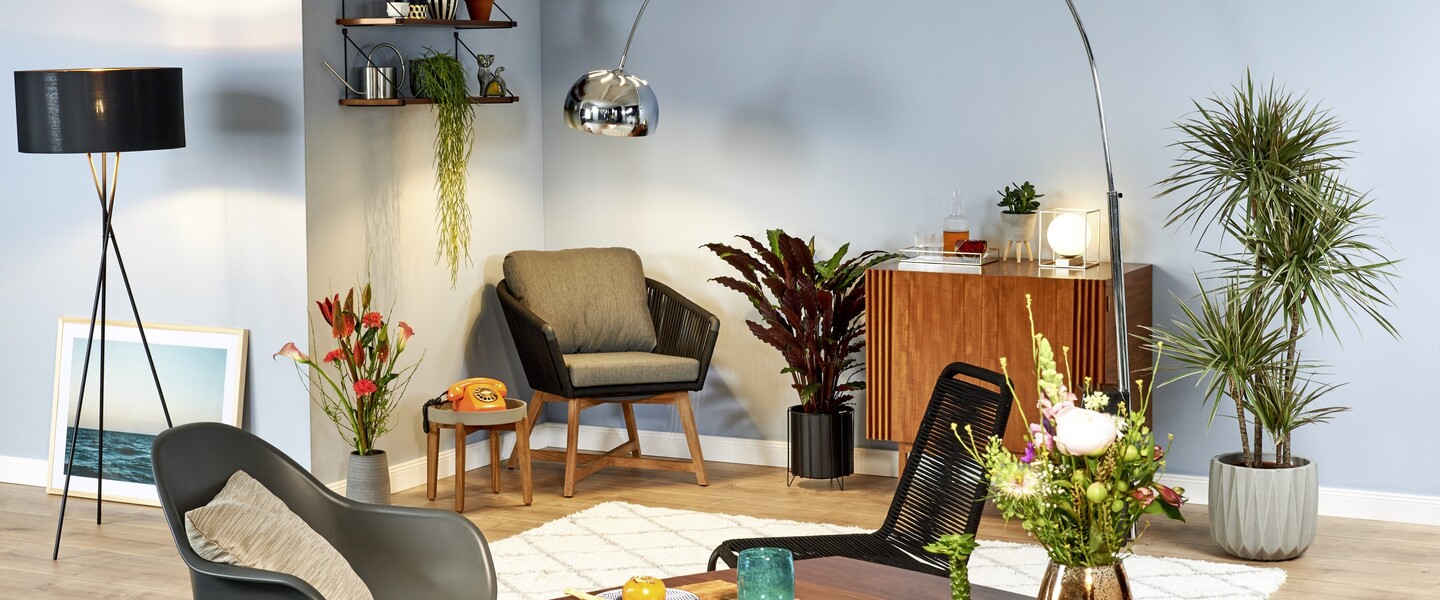 Wohnzimmer im Mid Century-Stil