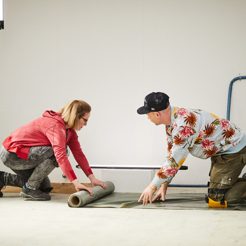 BAUHAUS Workshop: Bodenfolie im Raum auslegen