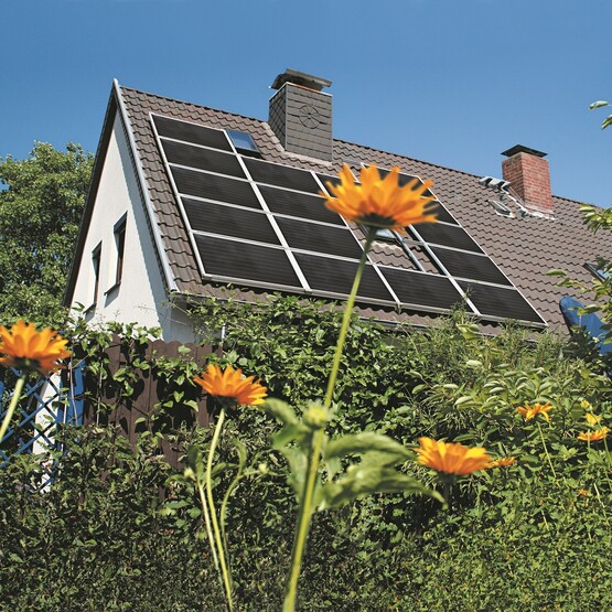 Solaranlage auf Teil eines Hausdachs